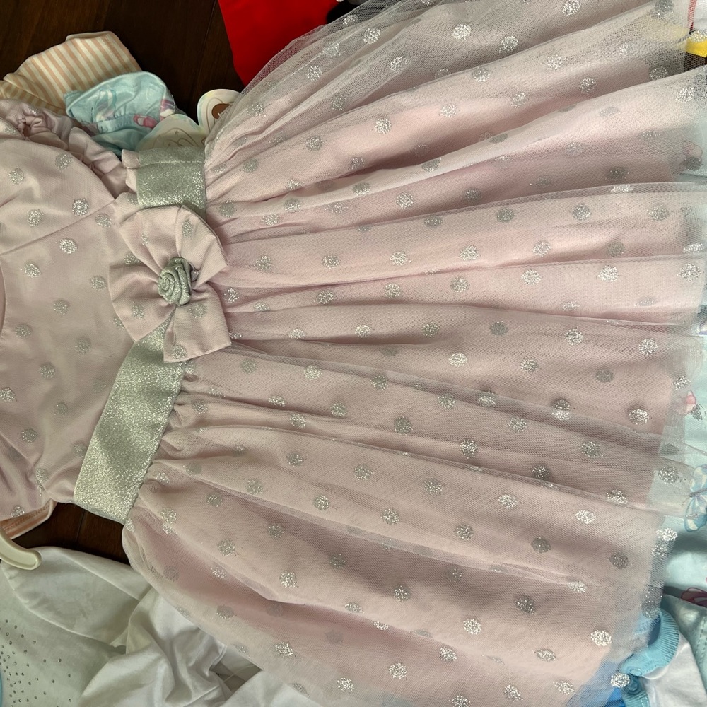 Various items - Picture 15 of 16